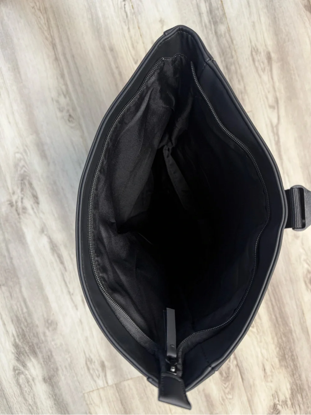 Zara Black Roll-Top Men's Backpack with Elastic Cord